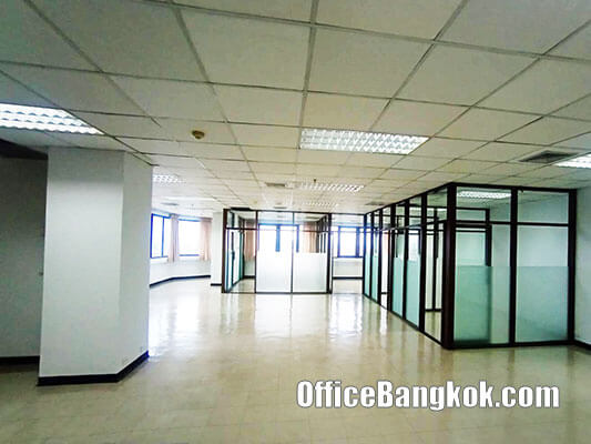 Rent Office with Partly Furinshed space 130 Sqm near Central City Bangna