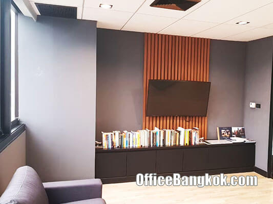 Rent Office with Fully Furnished on Thonglor