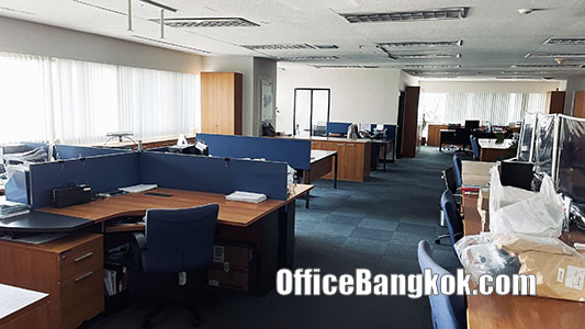 Rent Office with Partly Furnished 780 Sqm 