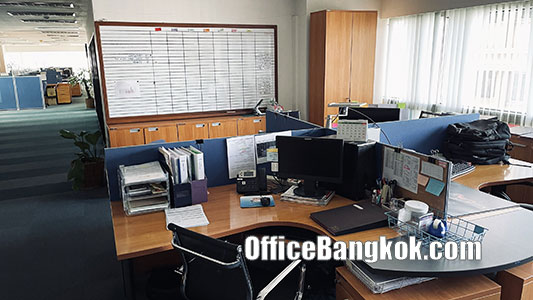 Rent Office with Partly Furnished 780 Sqm close to Asoke 