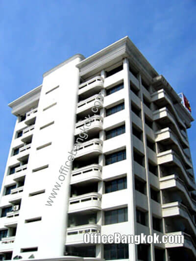 Viranuvat Building - Office Space for Rent on Bang Na-Trat Road