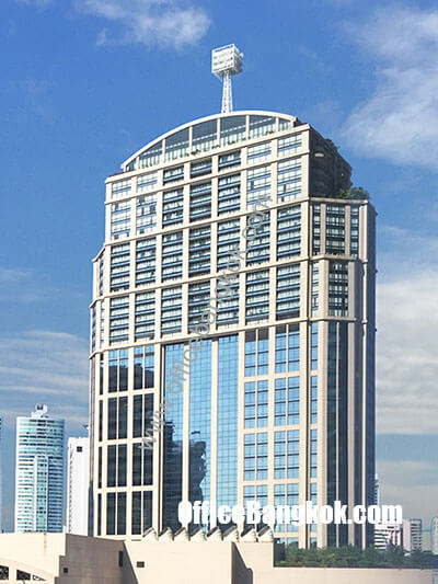Emporium Tower - Office Space for Rent on Sukhumvit Area nearby Phrom Phong BTS Station.