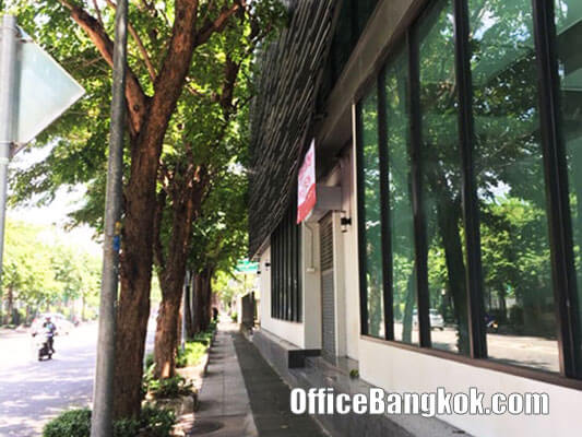 3 Storey of Stand Alone Office Building for Rent on Surawong