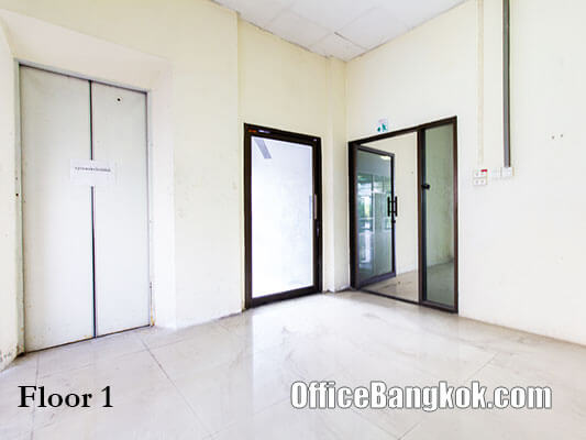 Commercial Building For Sale on Ratchadapisek Road