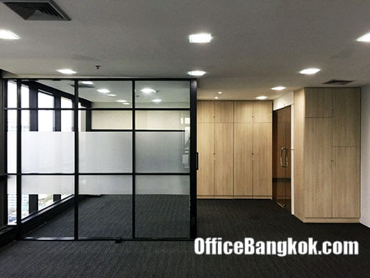Rent Office On Sukhumvit Area Close to Asoke BTS Station