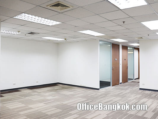 Office Space For Rent With Partly Furnished 115 Sqm Close To BTS Chidlom Station