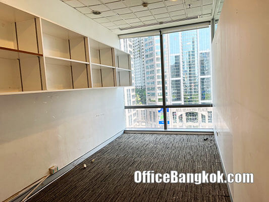 
Rent Office With Partly Furnished Space 135 Sqm On Wireless Road Close To Phloen Chit BTS Station