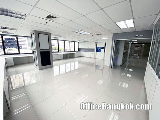 Office Space For Rent 584 Sqm With Partly Furnished On Ratchada Close To Rama 9 MRT Station