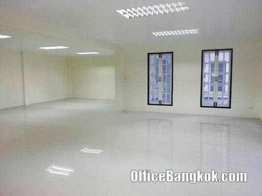 Home Office 5 Storey for Rent on Asoke near Rama 9 MRT Station