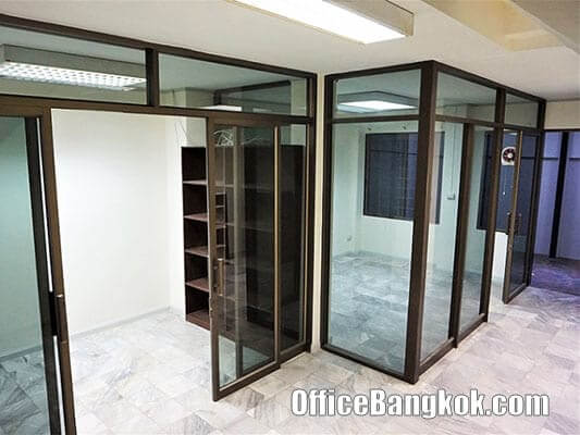 Rent Furnished Home Office near Phrakhanong BTS Station