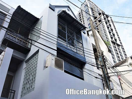 Rent Furnished Home Office near Phrakhanong BTS Station