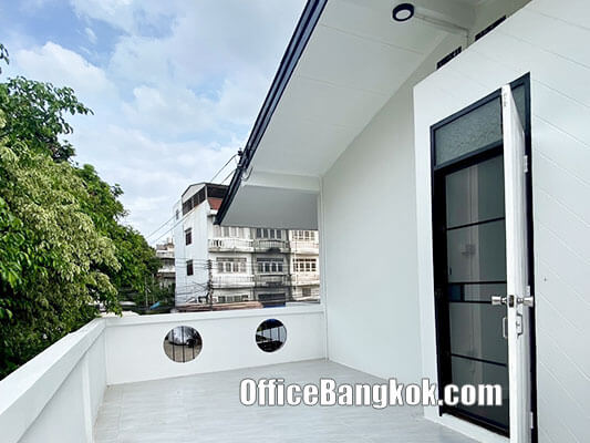 Single House for rent in Nakhon Pathom, 2 storey space, 300 sq m, on Korgrich Road near Big C