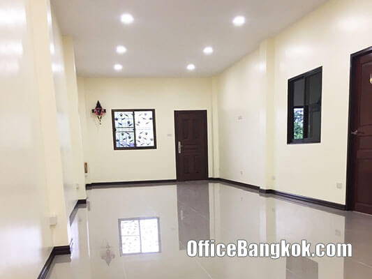 Twin House For Rent 2 Storey Land 40 Sqw On Yee Sib Ha Makara Road, Nakhon Pathom.
