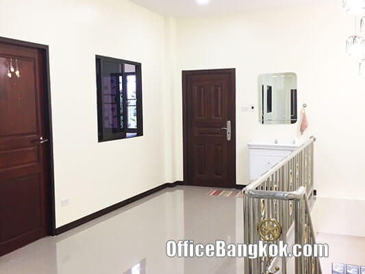 Twin House For Rent 2 Storey Land 40 Sqw On Yee Sib Ha Makara Road, Nakhon Pathom.