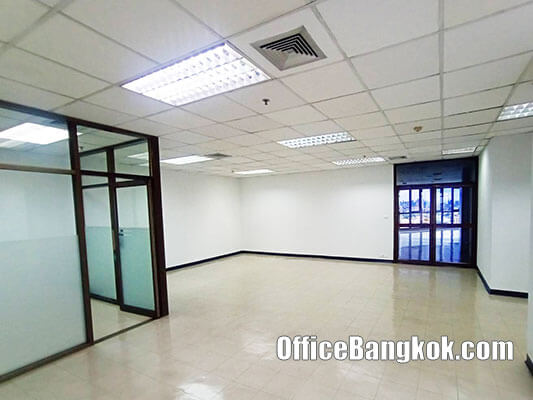 Rent Office with Partly Furinshed space 130 Sqm near Central City Bangna