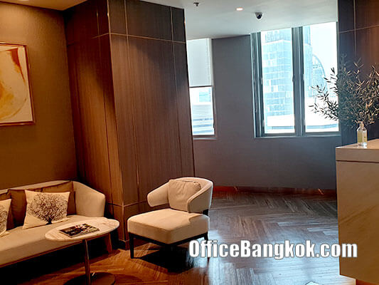 Fully Furnished Office Space for Rent near Chidlom BTS Station