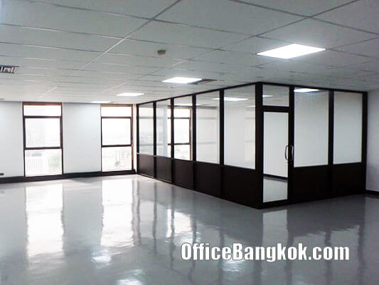 Rent Office close to Suthisarn MRT Station