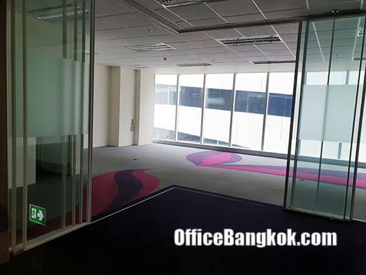 Office For Rent Space 117 Sqm Close to Phrom Phong BTS Station