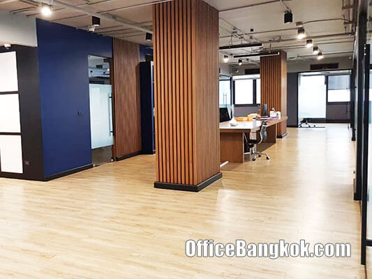 Rent Office with Fully Furnished on Thonglor