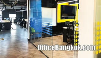 Rent Office with Partly Furnished 280 Sqm on Sukhumvit