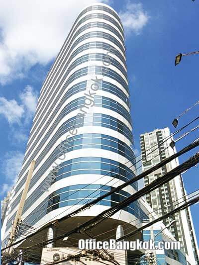 Vasu 1 Building - Office Space for Rent on Sukhumvit Area nearby Phrom Phong BTS Station and Sukhumvit MRT Station.