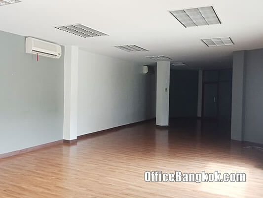 Taisin Square Building 2 - Office Space for Rent on Sukhumvit Area nearby Phra Khanong BTS Station.