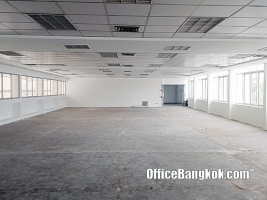 Taisin Square Building 1 - Office Space for Rent on Sukhumvit Area nearby Phra Khanong BTS Station.