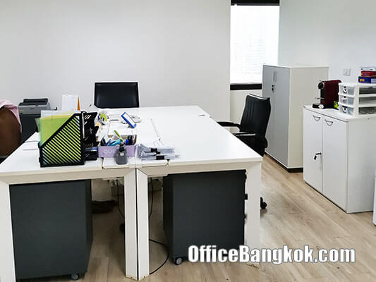 Rent Office with Partly Furnished on Silom Near BTS Station