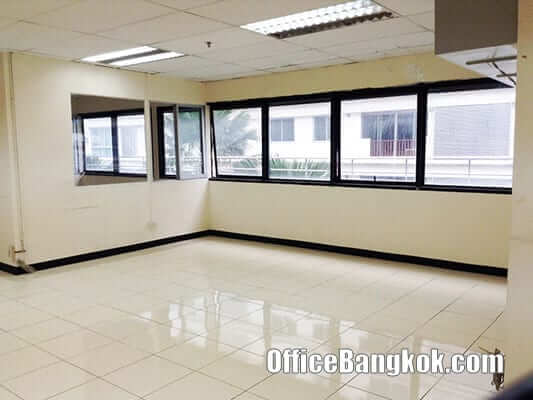 Rent Office Partly Furnished on Sathorn near Surasak BTS Station