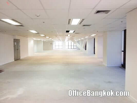 Big Office Space for rent on Sathorn near Surasak BTS Station