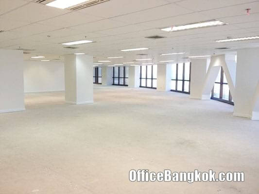 Big Office Space for rent on Sathorn near Surasak BTS Station