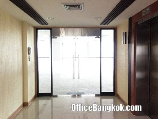 Big Office Space for rent on Sathorn near Surasak BTS Station