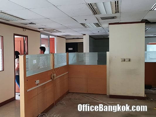 Rent Office Partly Furnished Phaya Thai BTS Station