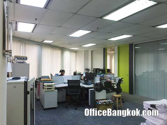 Rent Furnished Office Space close to Chidlom BTS Station