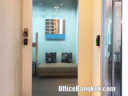 Rent Furnished Office Space close to Chidlom BTS Station