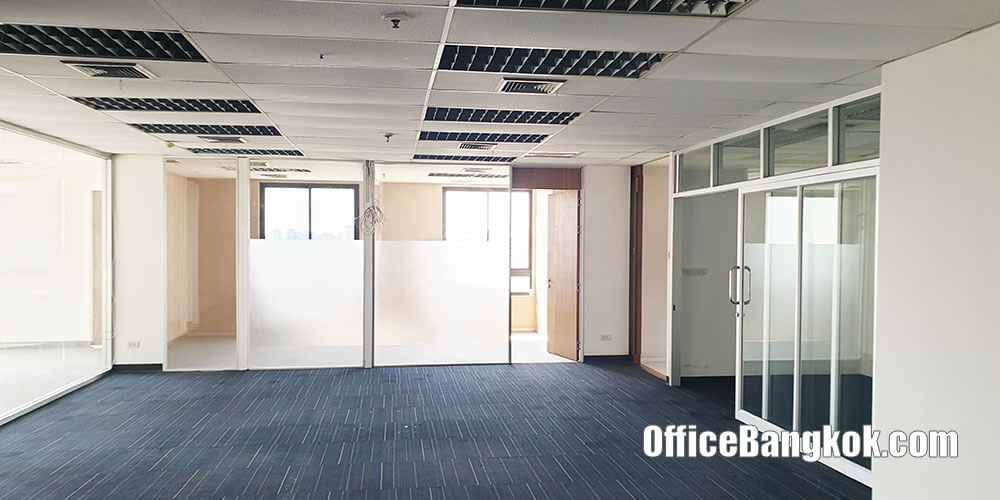 Rent Office Partly Furnished BTS Phahonyothin 24 Station