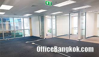 Rent Office Space with Partly Furnished on Phahonyothin Road near Ha Yaek Lat Phrao BTS Station