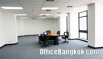 Office for Rent on Silom with Partly Furnished close to Sala Daeng BTS Station