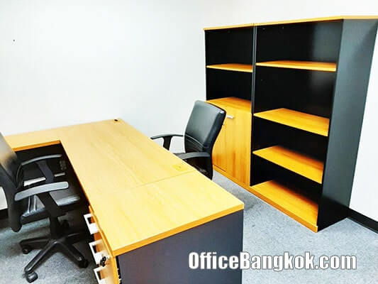 Rent Fully Furnished Office Space on Silom close to Saladaeng BTS Station