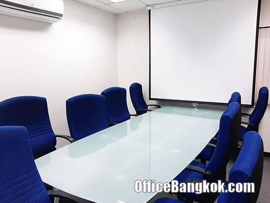 Rent Fully Furnished Office Space on Silom close to Saladaeng BTS Station