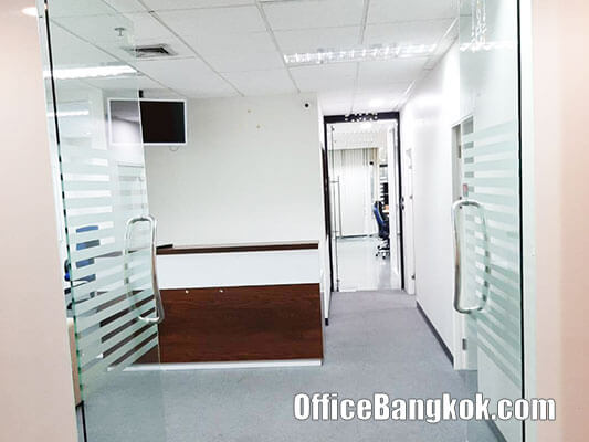 Rent Fully Furnished Office Space on Silom close to Saladaeng BTS Station