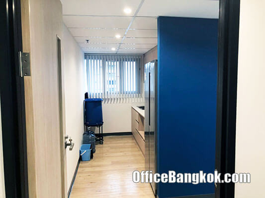 Fully Furnished Office for Rent near Nana BTS Station