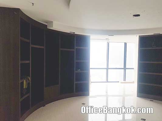 Rent Office with Partly Furnished close to BTS Asoke