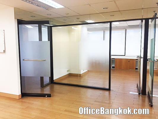 Office Space Partly Furnished for Rent Asoke BTS Station 120 Sqm