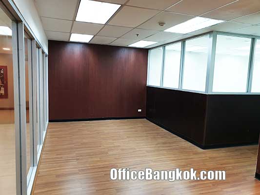 Partly Furnished Office Space for Rent near BTS Asoke Station