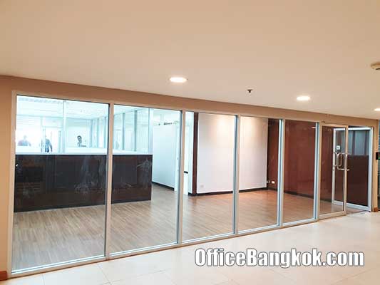 Partly Furnished Office Space for Rent near BTS Asoke Station