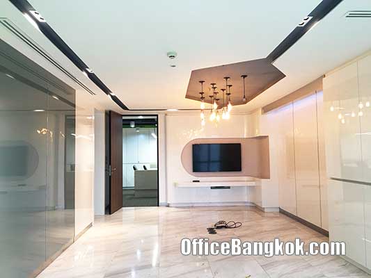 Rent Fully Furnished Office Space close to Asoke BTS Station