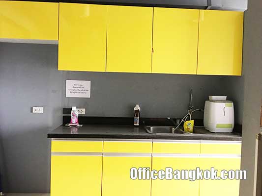 Rent Fully Furnished Office Space close to Asoke BTS Station