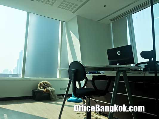 Rent Furnished Office Space close to Asoke BTS Station