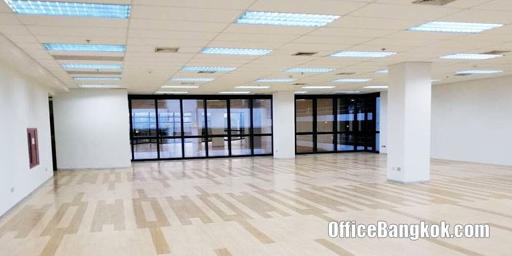 Rent Office near Asoke BTS Station and Sukhumvit MRT Station